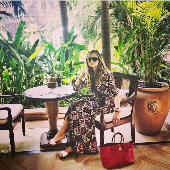 Gucci Oversized Square Frame Sunglasses EUC - Picture 7 of 7